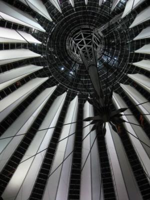 20090309015434-potsdamer-platz.jpg